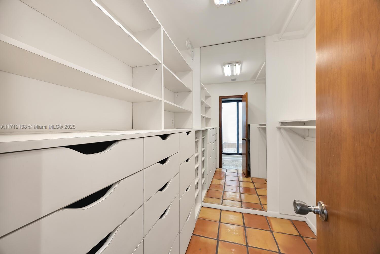 CATALINA PINES - Residential