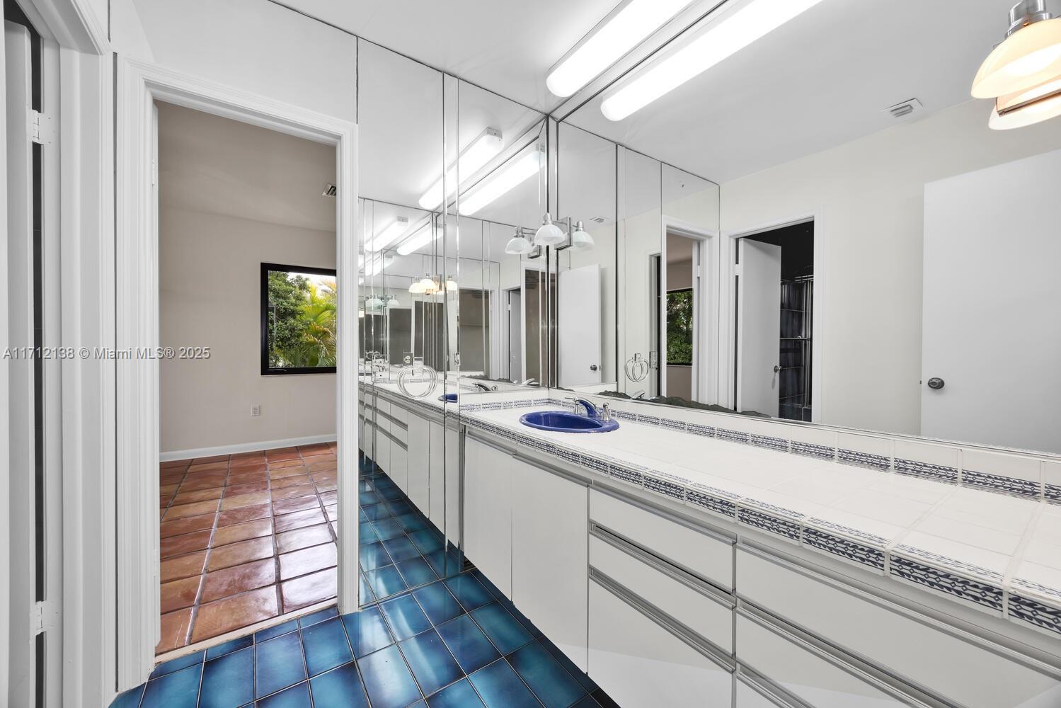 CATALINA PINES - Residential