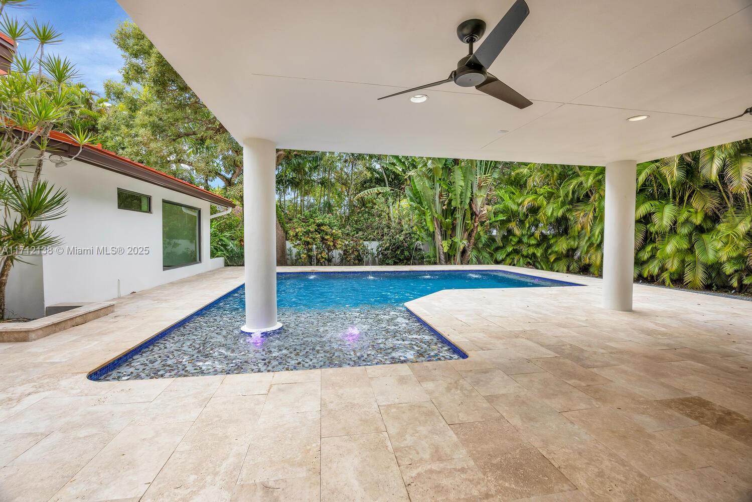 CATALINA PINES - Residential