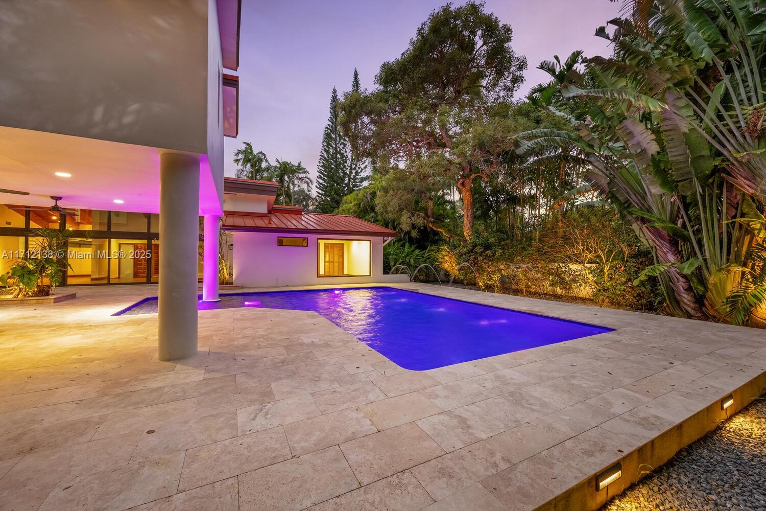 CATALINA PINES - Residential