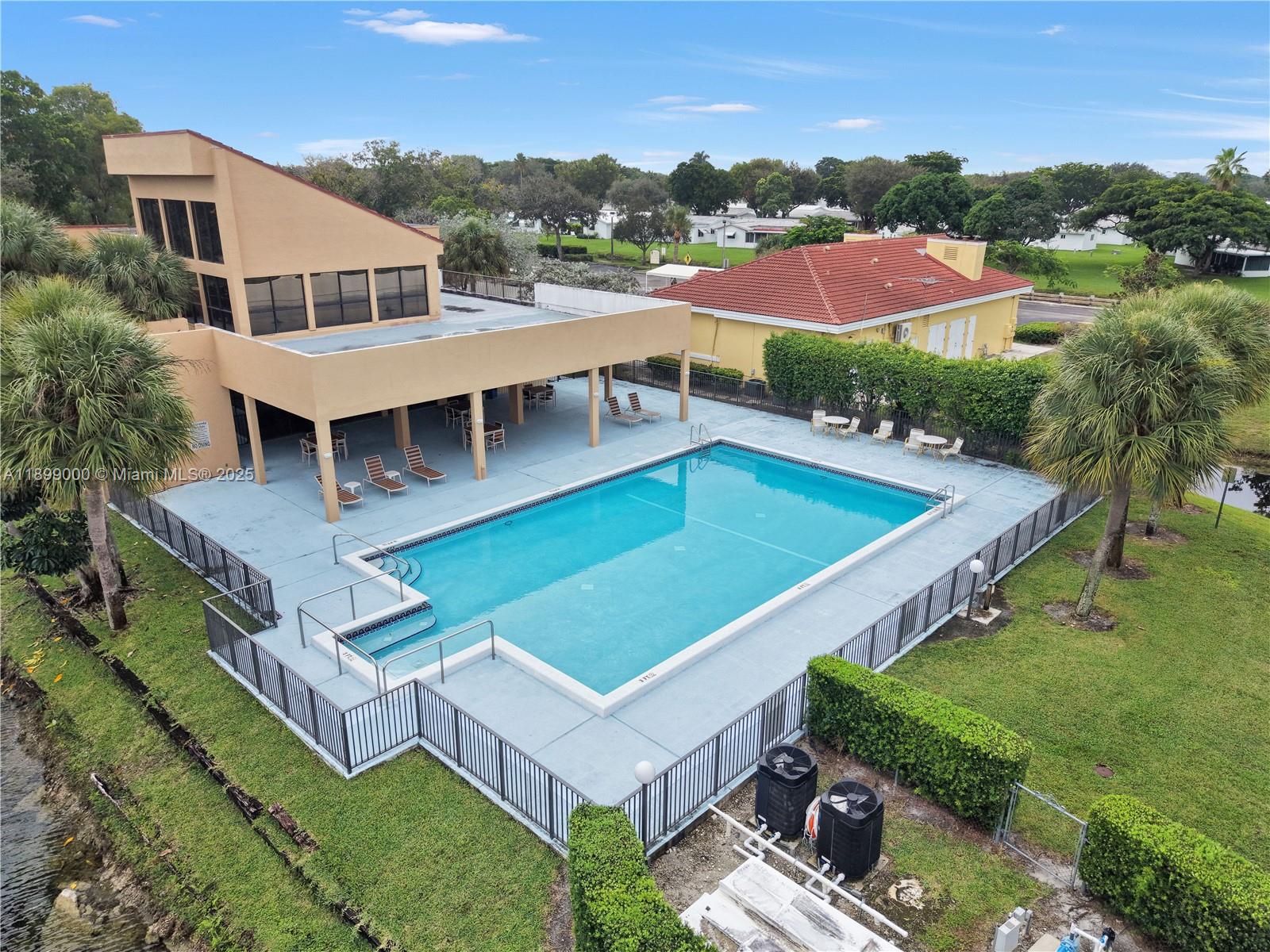 JACARANDA HEIGHTS CONDO - Residential