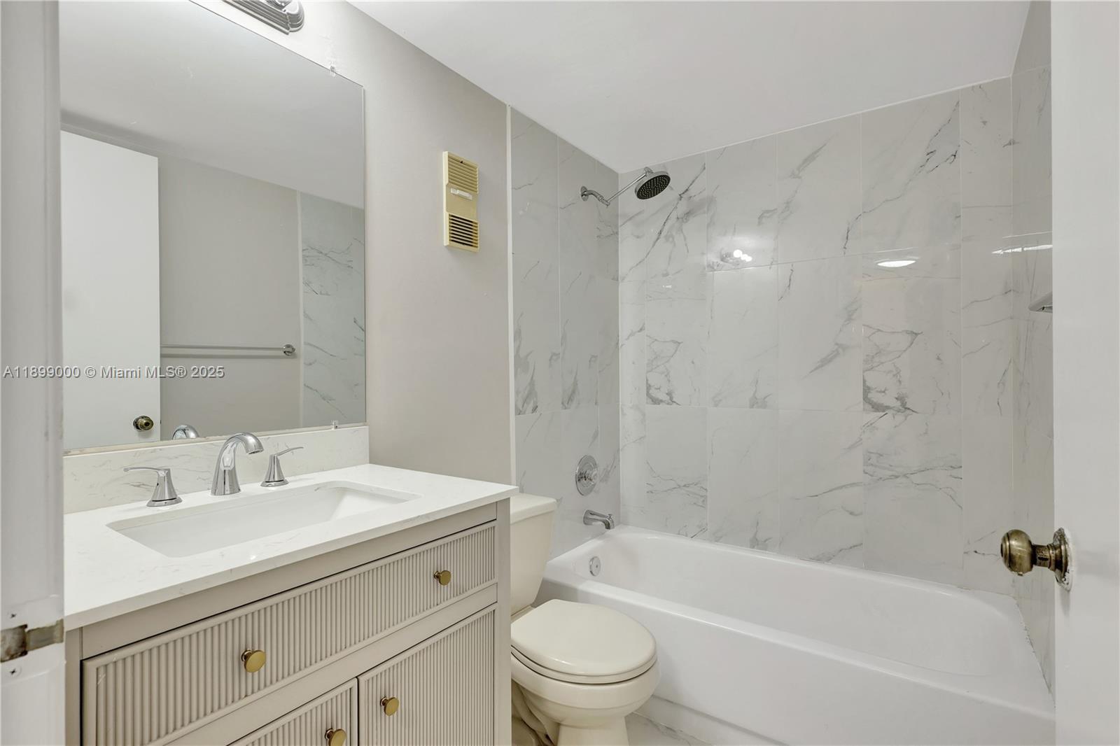 JACARANDA HEIGHTS CONDO - Residential