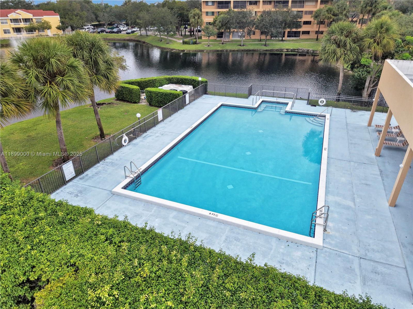 JACARANDA HEIGHTS CONDO - Residential