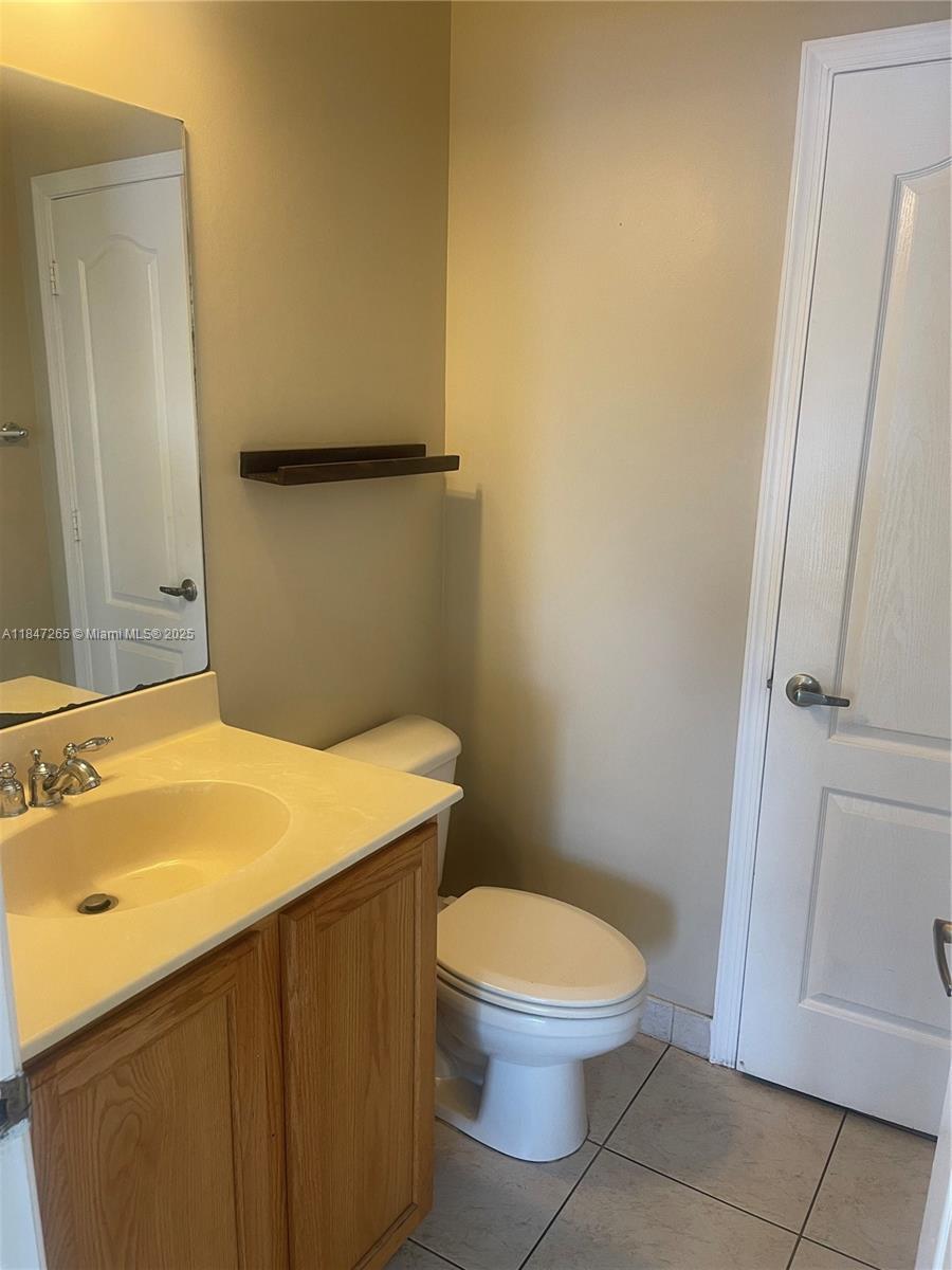 VERONA PALMS - Residential Lease