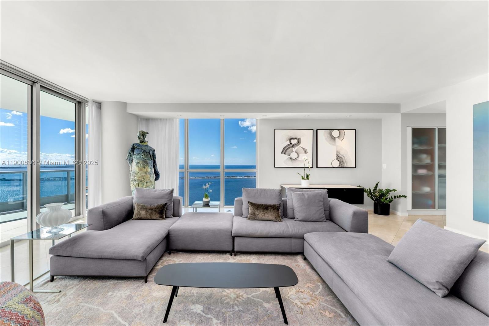 JADE BRICKELL RESIDENCES - Residential