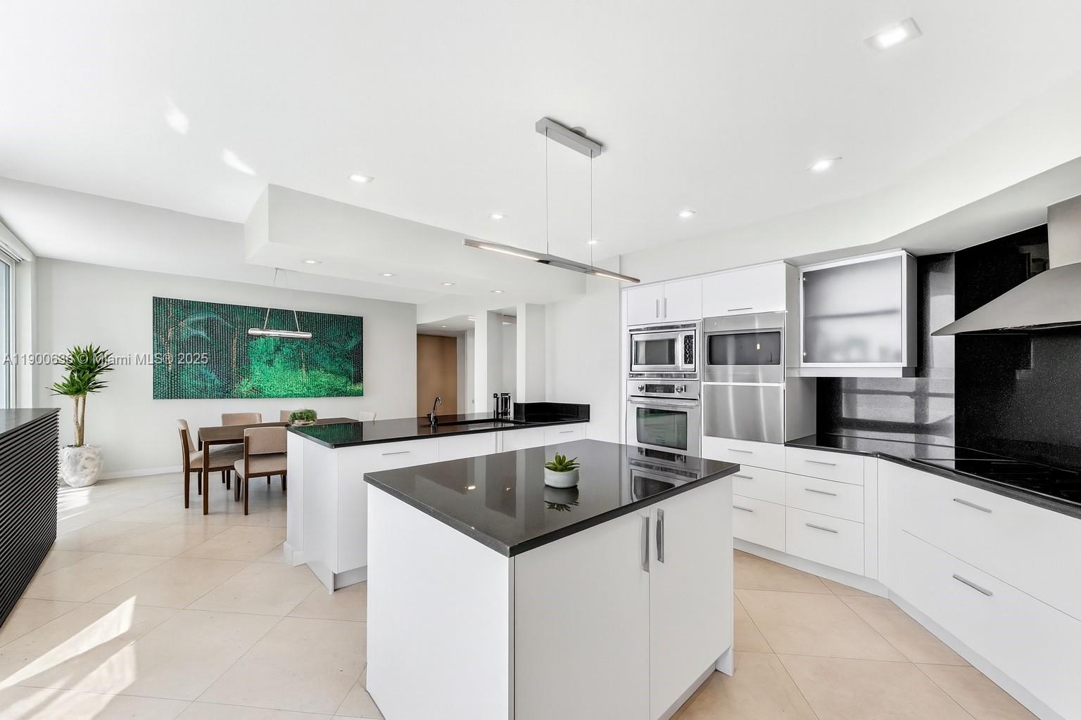 1331 Brickell Bay Dr 3711