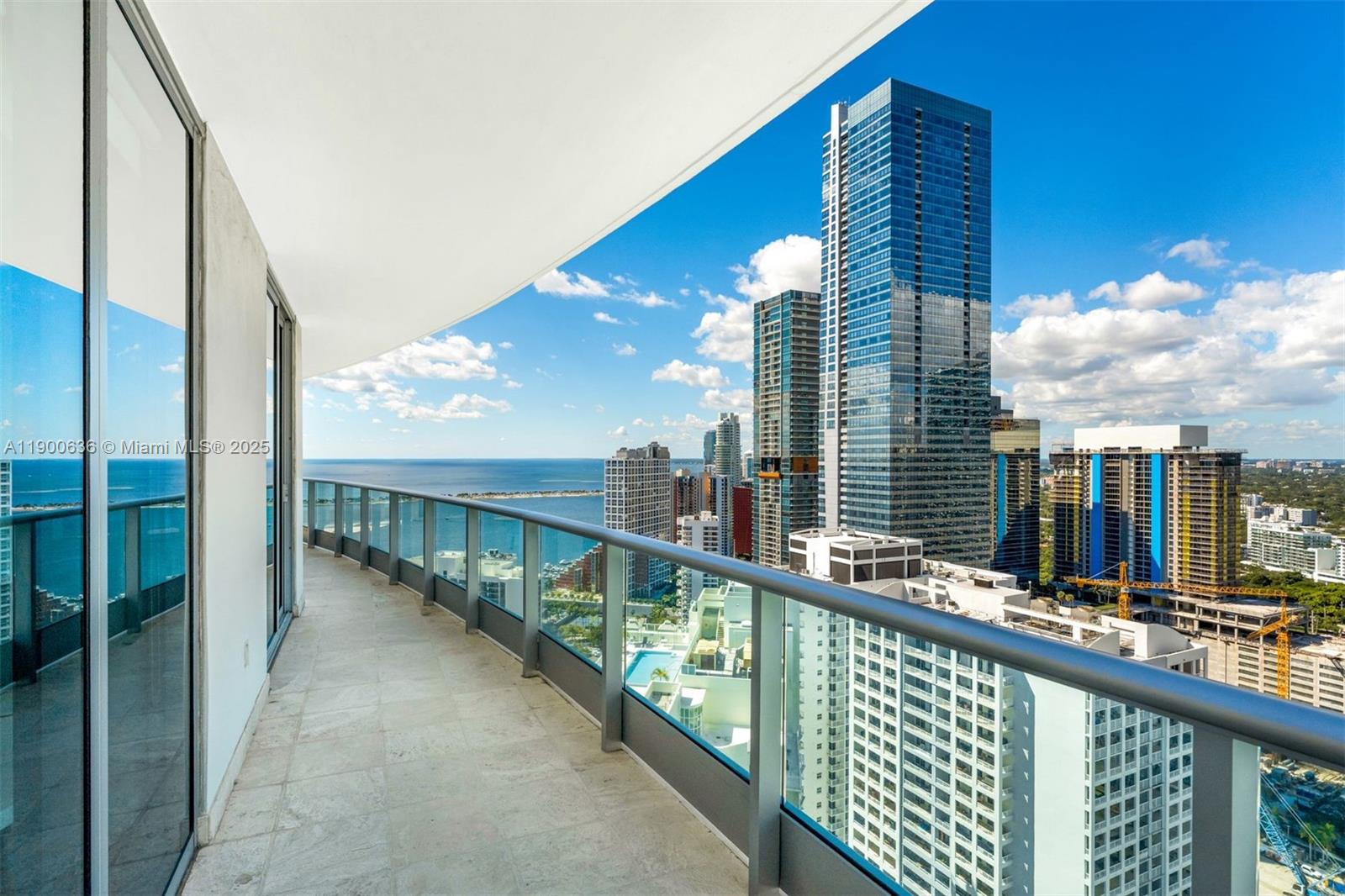 JADE BRICKELL RESIDENCES - Residential