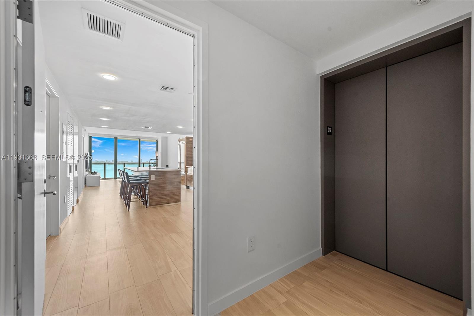 ICON BAY CONDO - Residential Lease