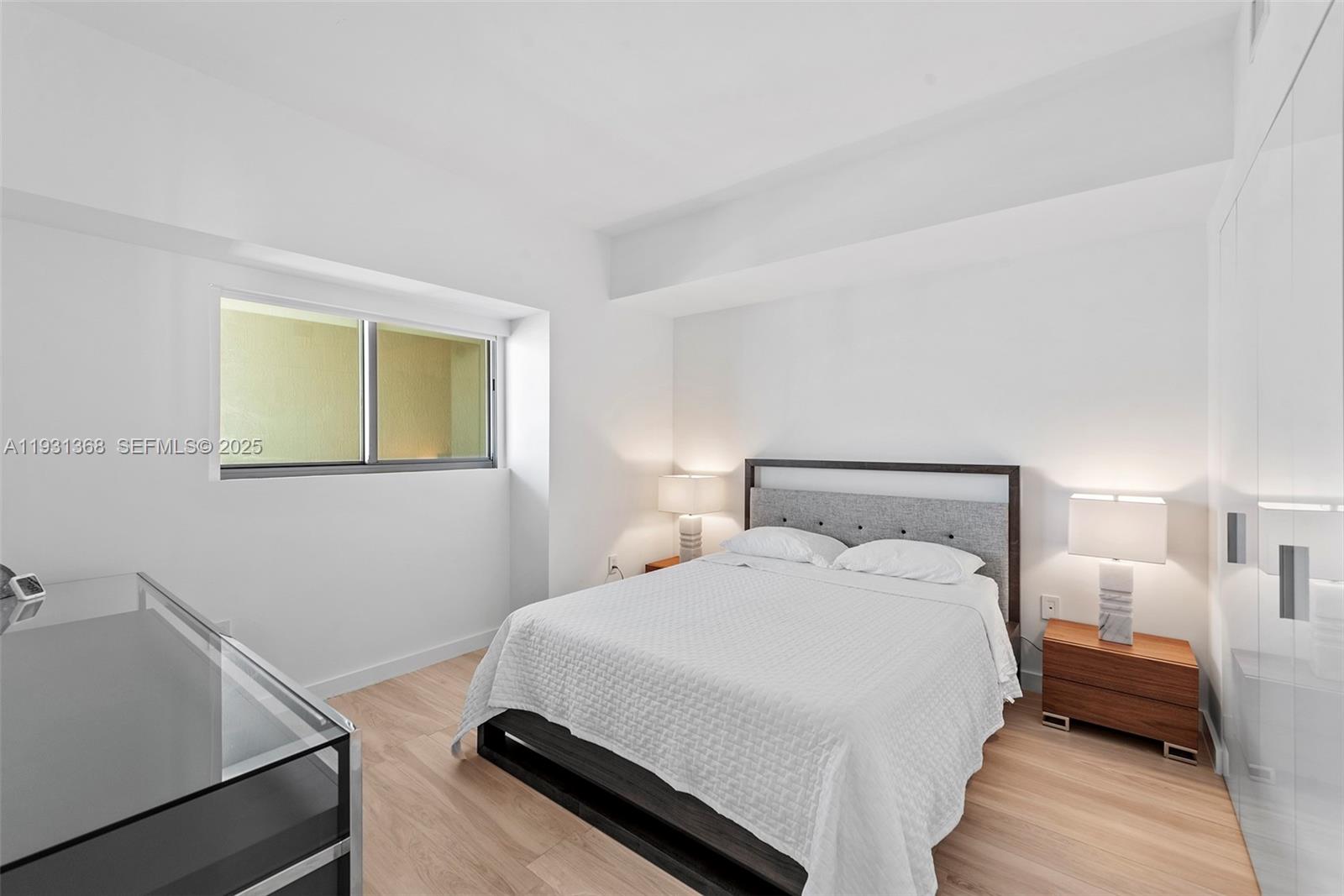 ICON BAY CONDO - Residential Lease