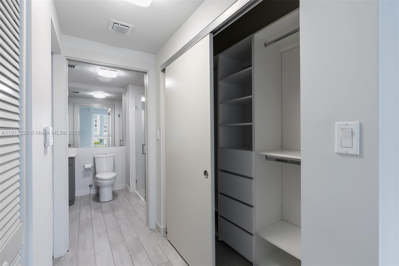 26 EDGEWATER CONDO - Residential Lease