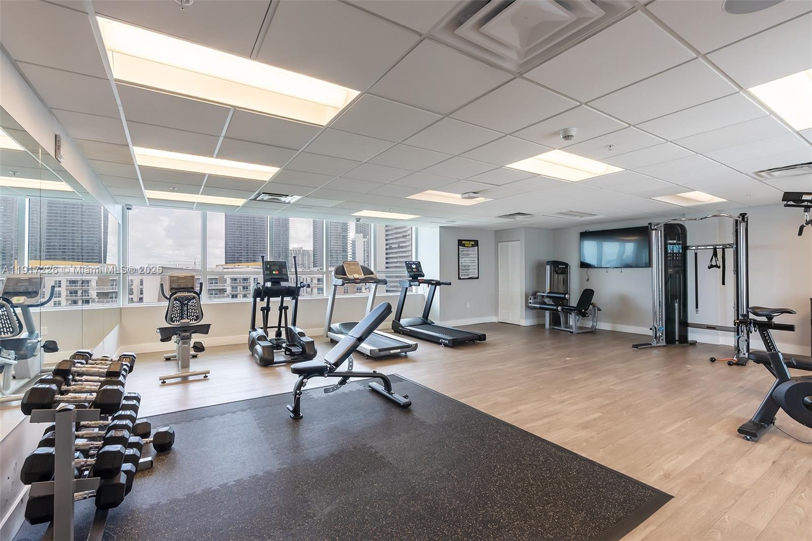 26 EDGEWATER CONDO - Residential Lease