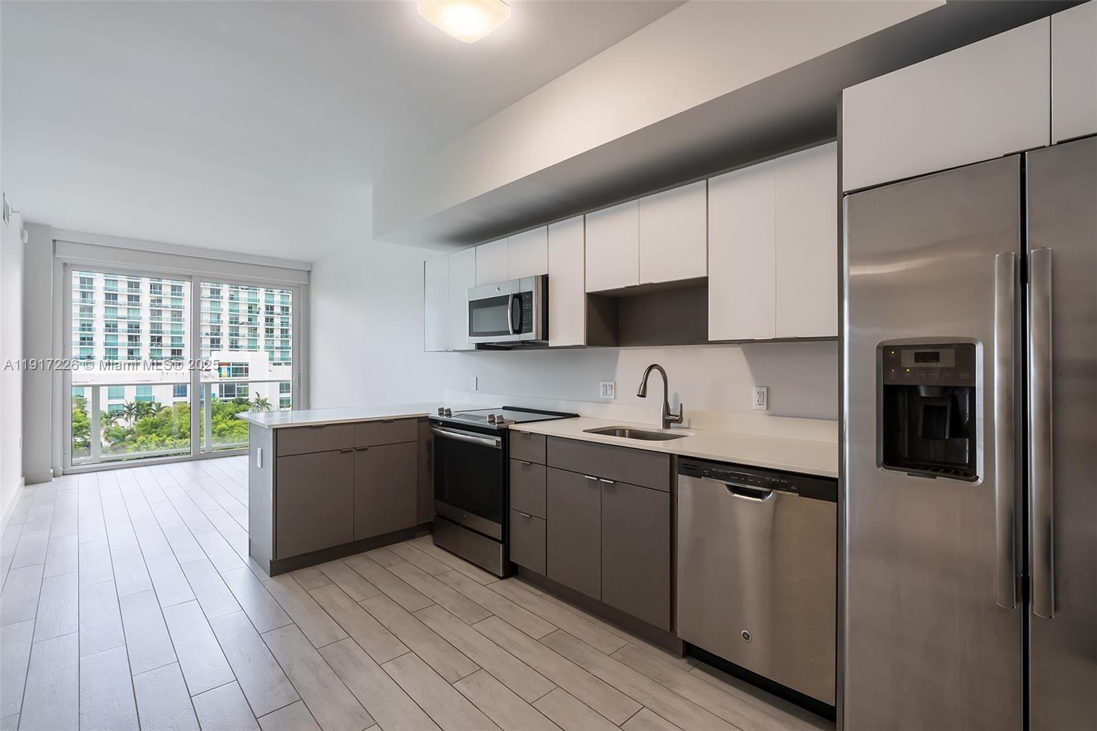 26 EDGEWATER CONDO - Residential Lease