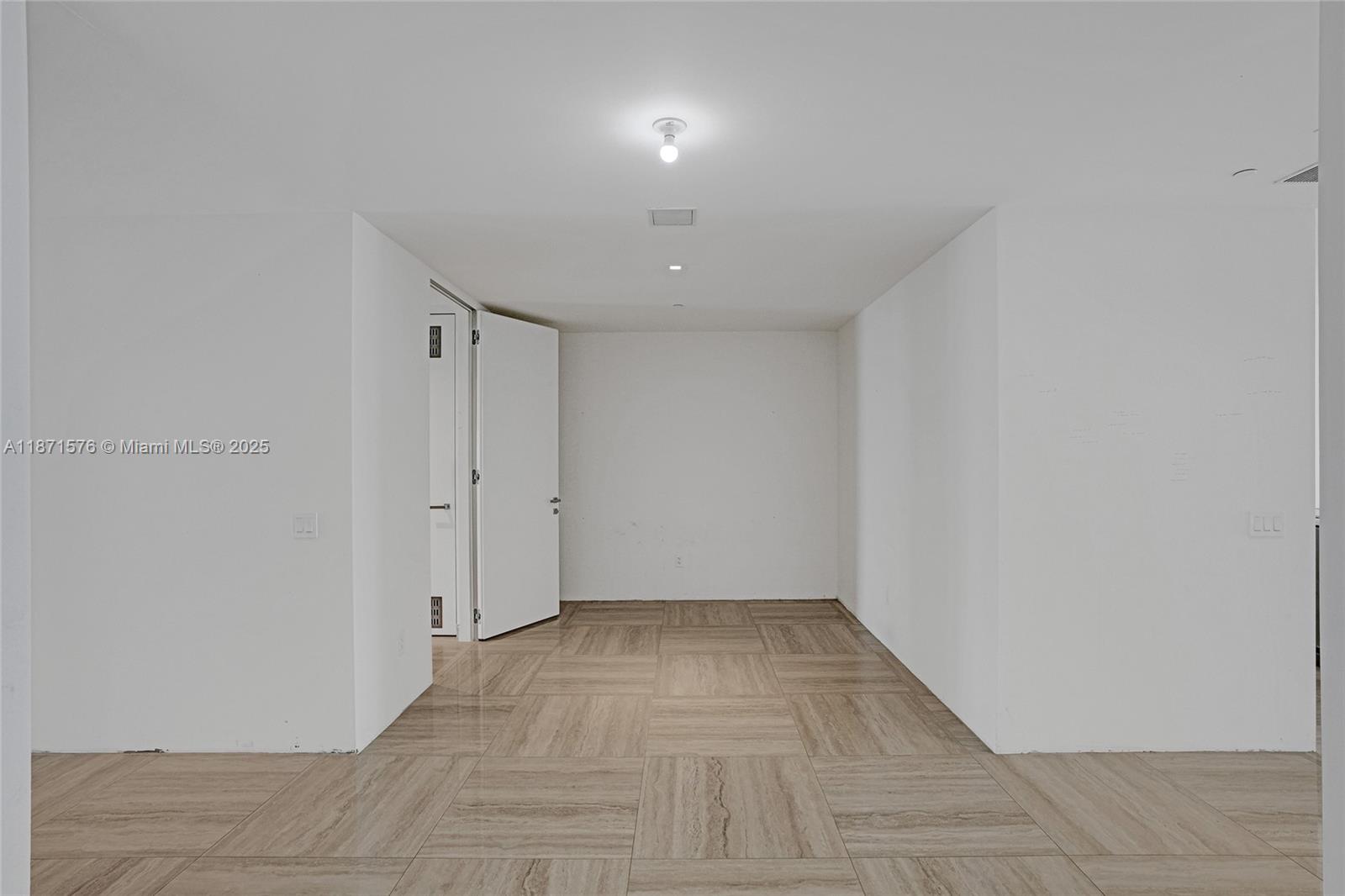 18975 COLLINS CONDO - Residential