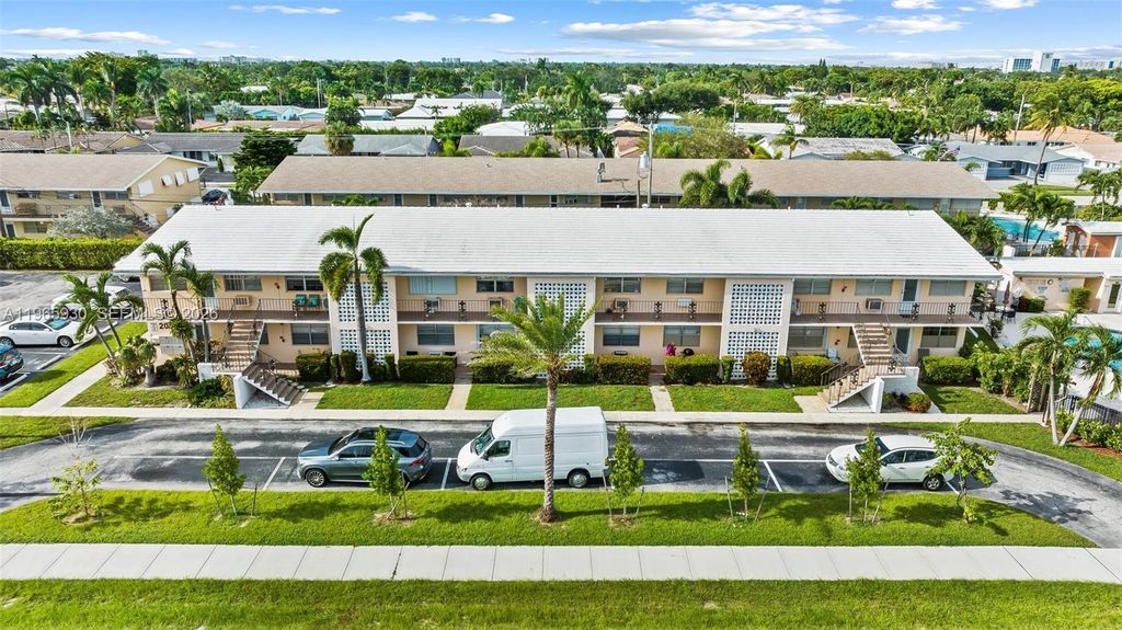 Photo of 2081 NE 56th St #101, Fort Lauderdale, FL 33308 (MLS # A11965930)