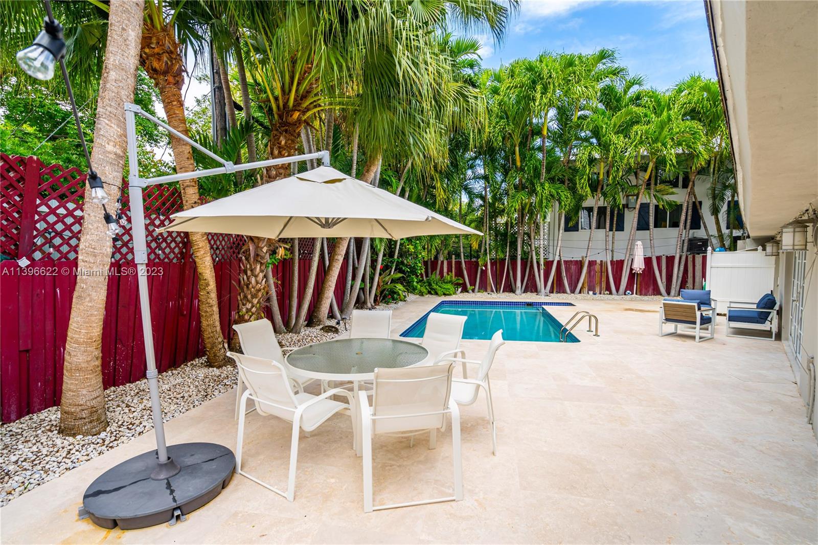 TROPICAL ISLE HOMES SUB - Residential