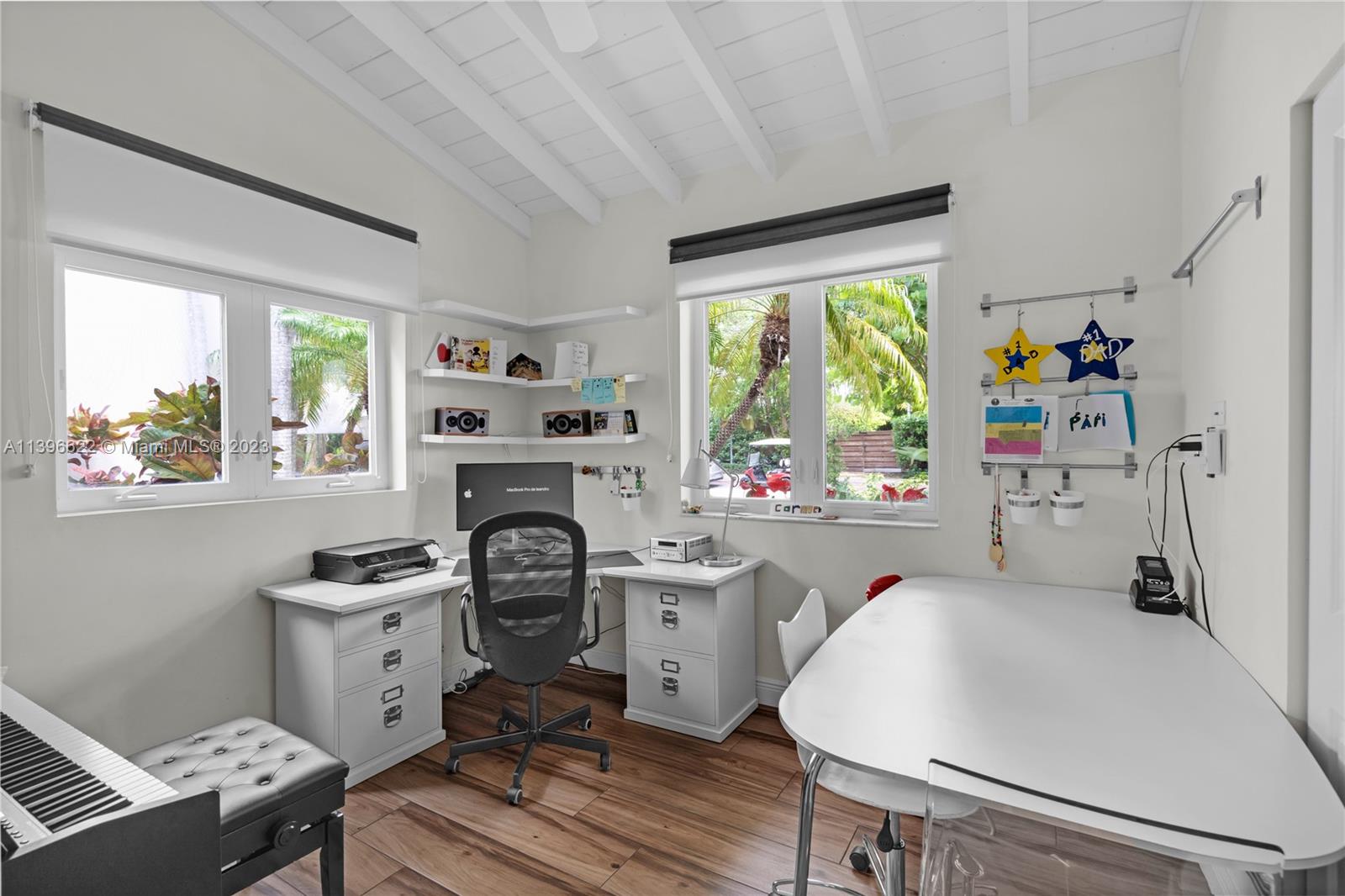 TROPICAL ISLE HOMES SUB - Residential