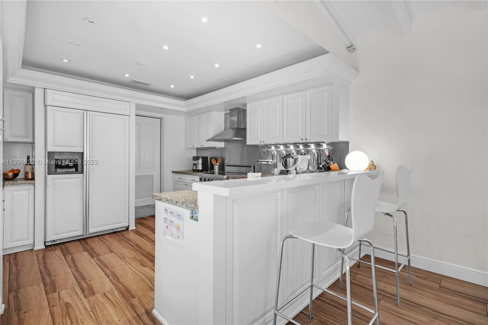 TROPICAL ISLE HOMES SUB - Residential