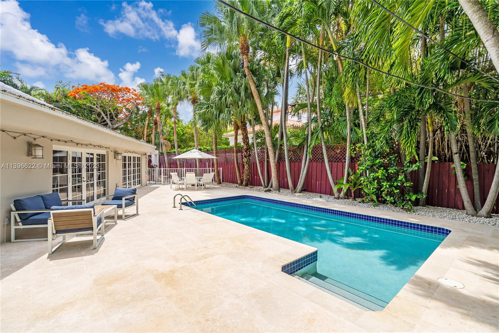 TROPICAL ISLE HOMES SUB - Residential