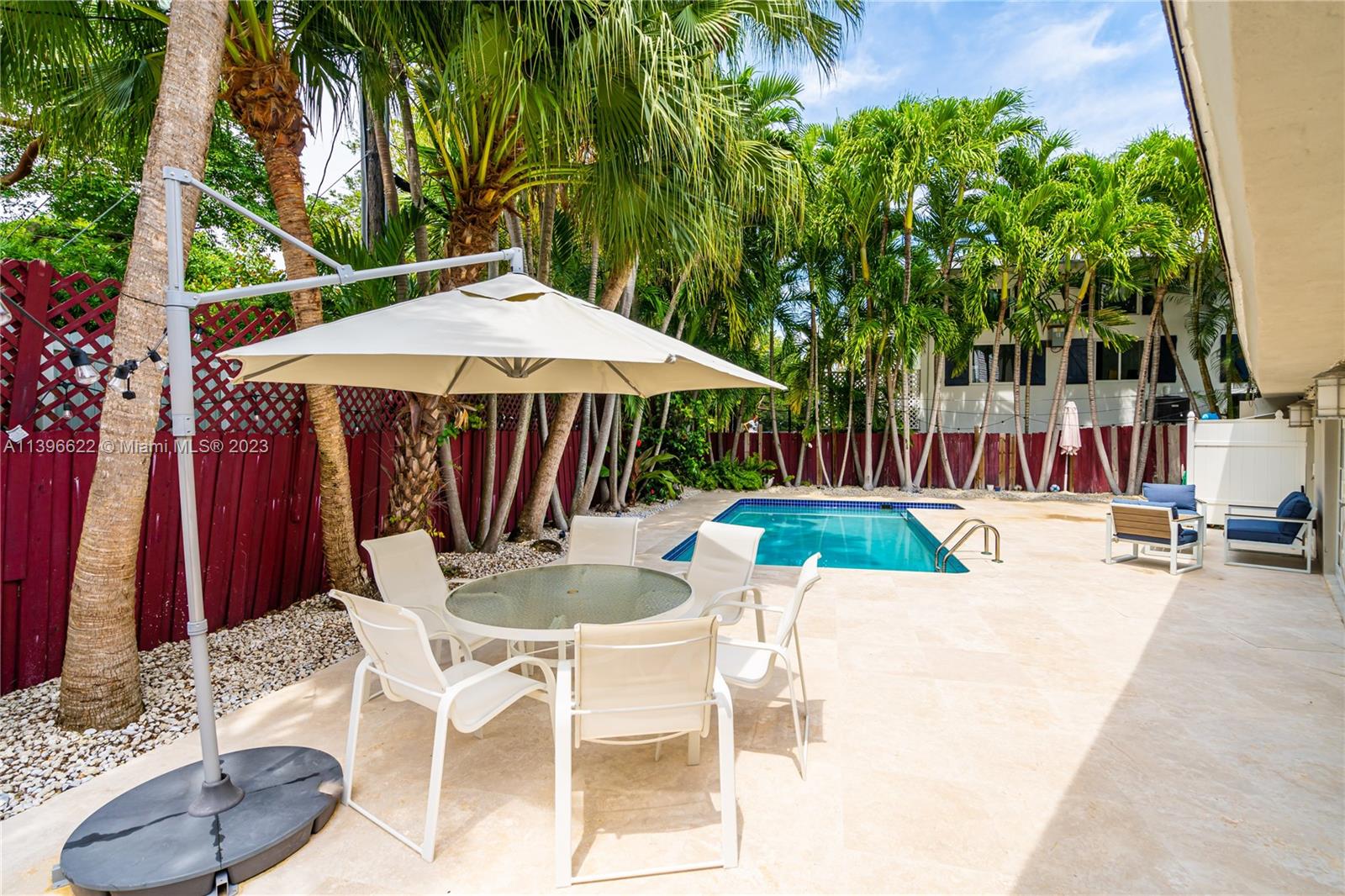 TROPICAL ISLE HOMES SUB - Residential