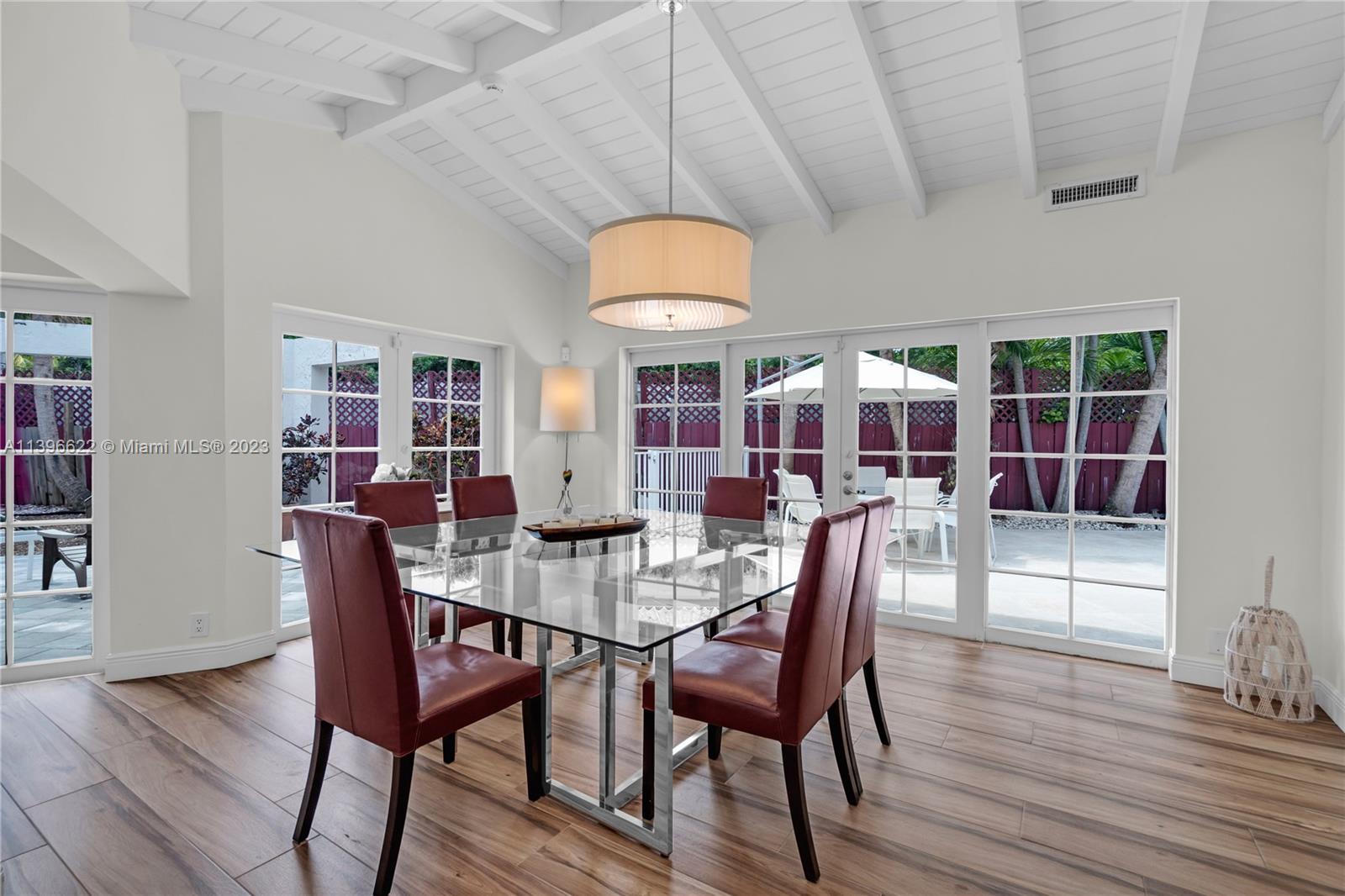 TROPICAL ISLE HOMES SUB - Residential