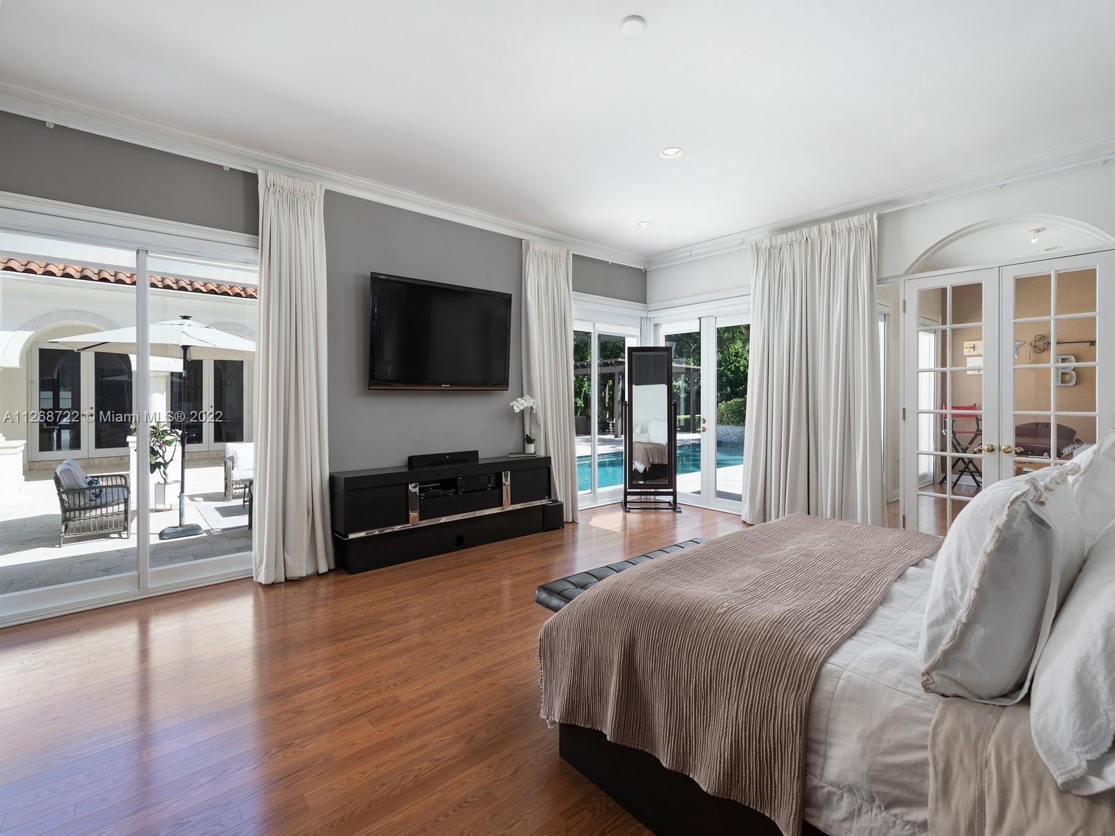 MELNOR ESTATES - Residential