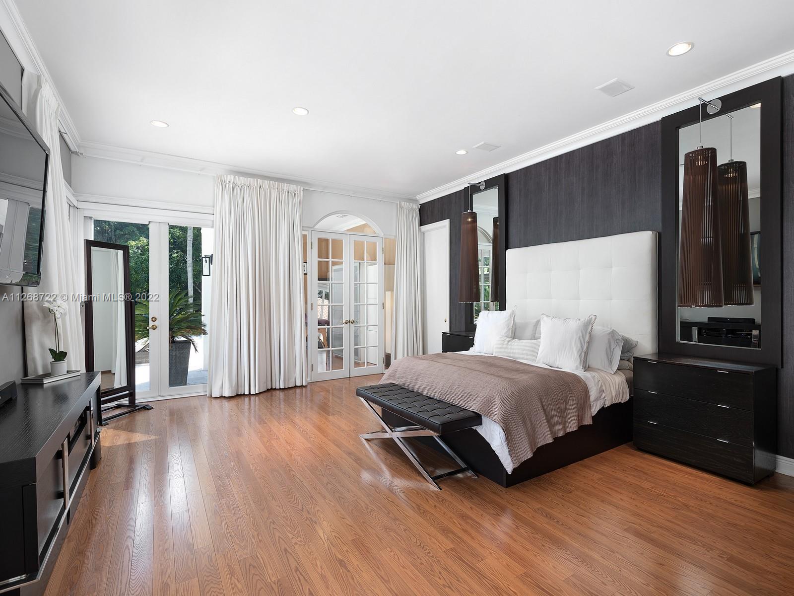 MELNOR ESTATES - Residential