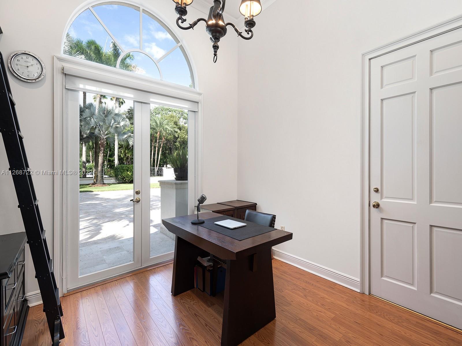 MELNOR ESTATES - Residential