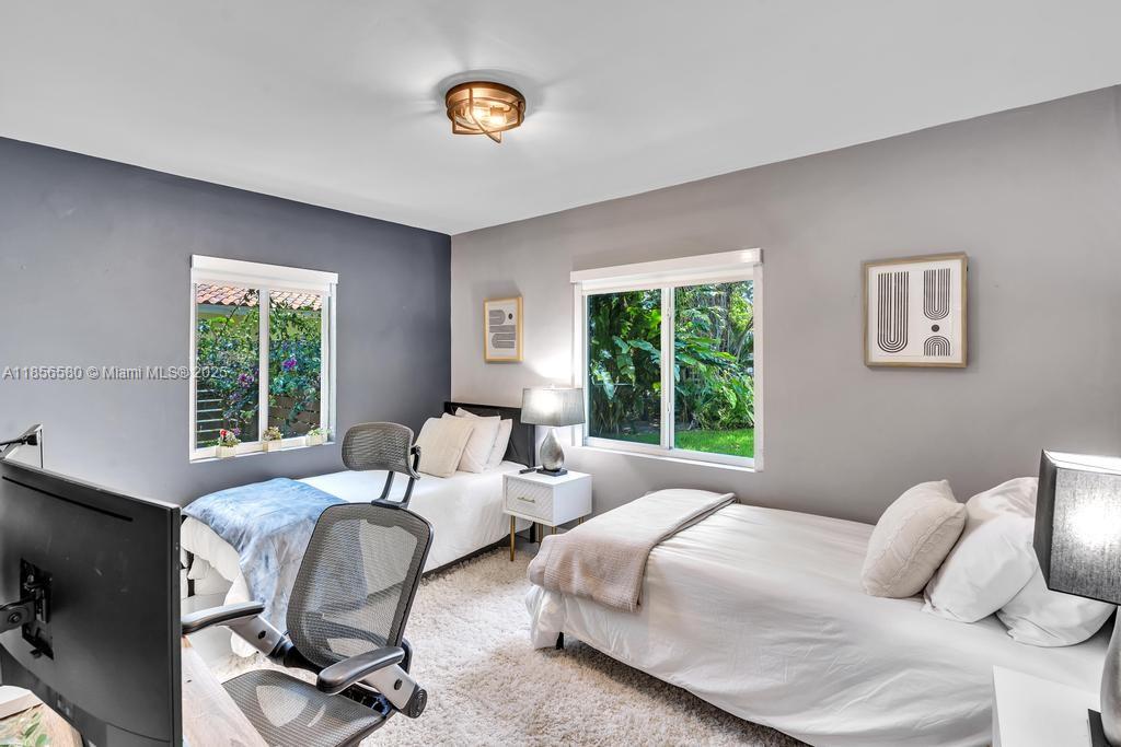 HOMEDALE - Residential Lease