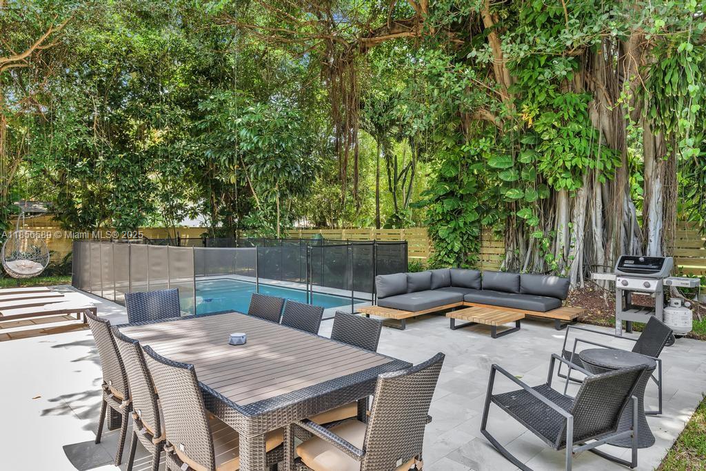 HOMEDALE - Residential Lease