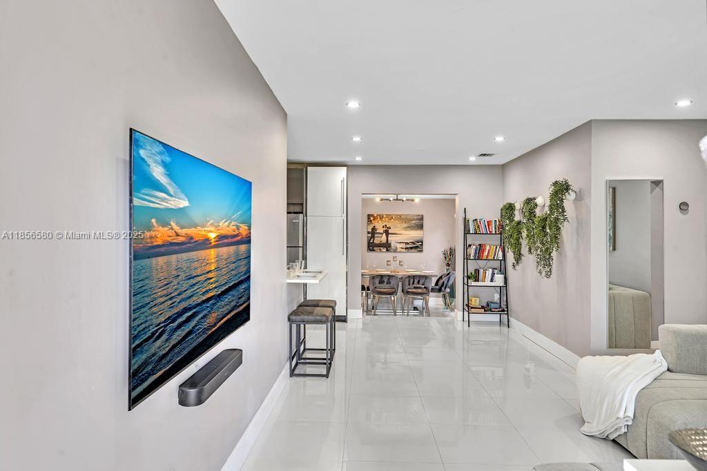 HOMEDALE - Residential Lease