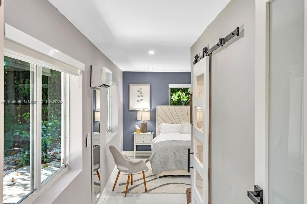 HOMEDALE - Residential Lease