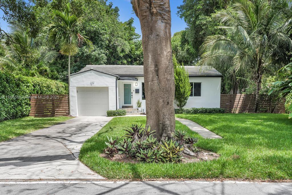 HOMEDALE - Residential Lease