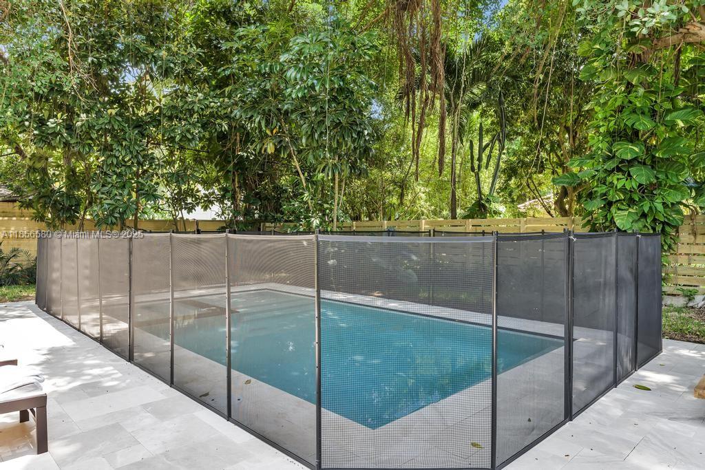 HOMEDALE - Residential Lease