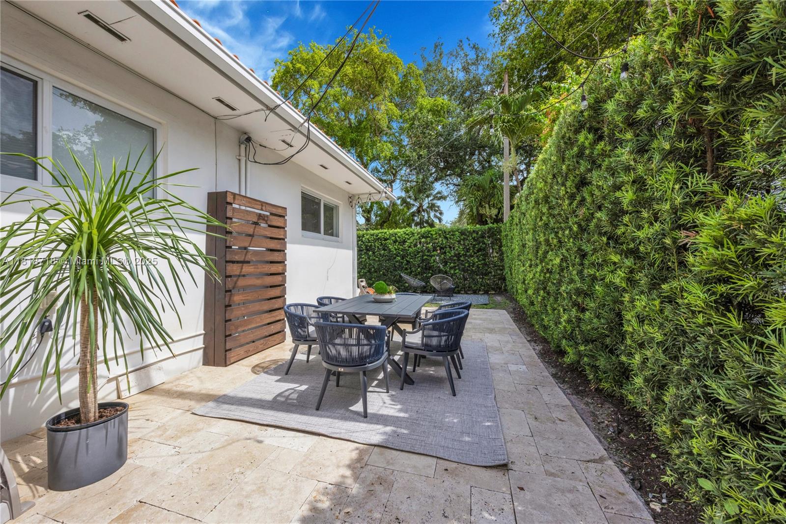 CORAL GABLES GRANADA SEC - Residential