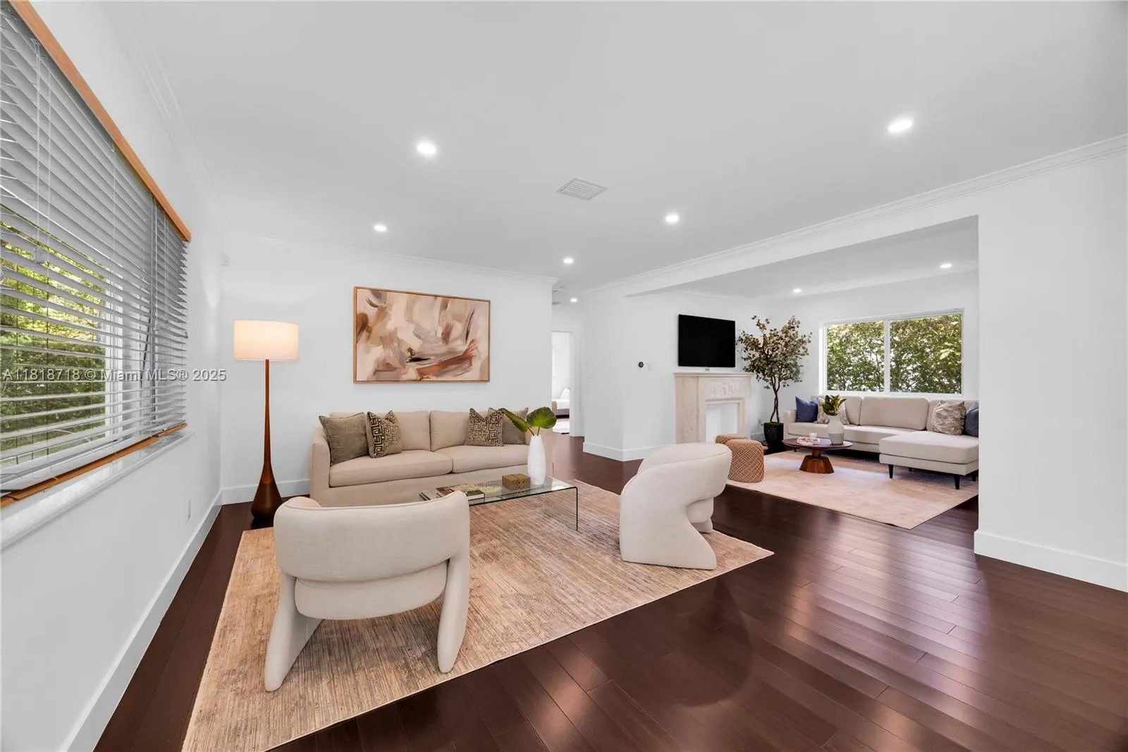 Coral Gables, Florida 33134, United States, 3 Bedrooms Bedrooms, ,2 BathroomsBathrooms,Residential,Active,148902