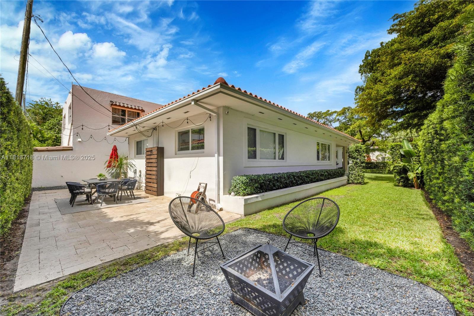 CORAL GABLES GRANADA SEC - Residential