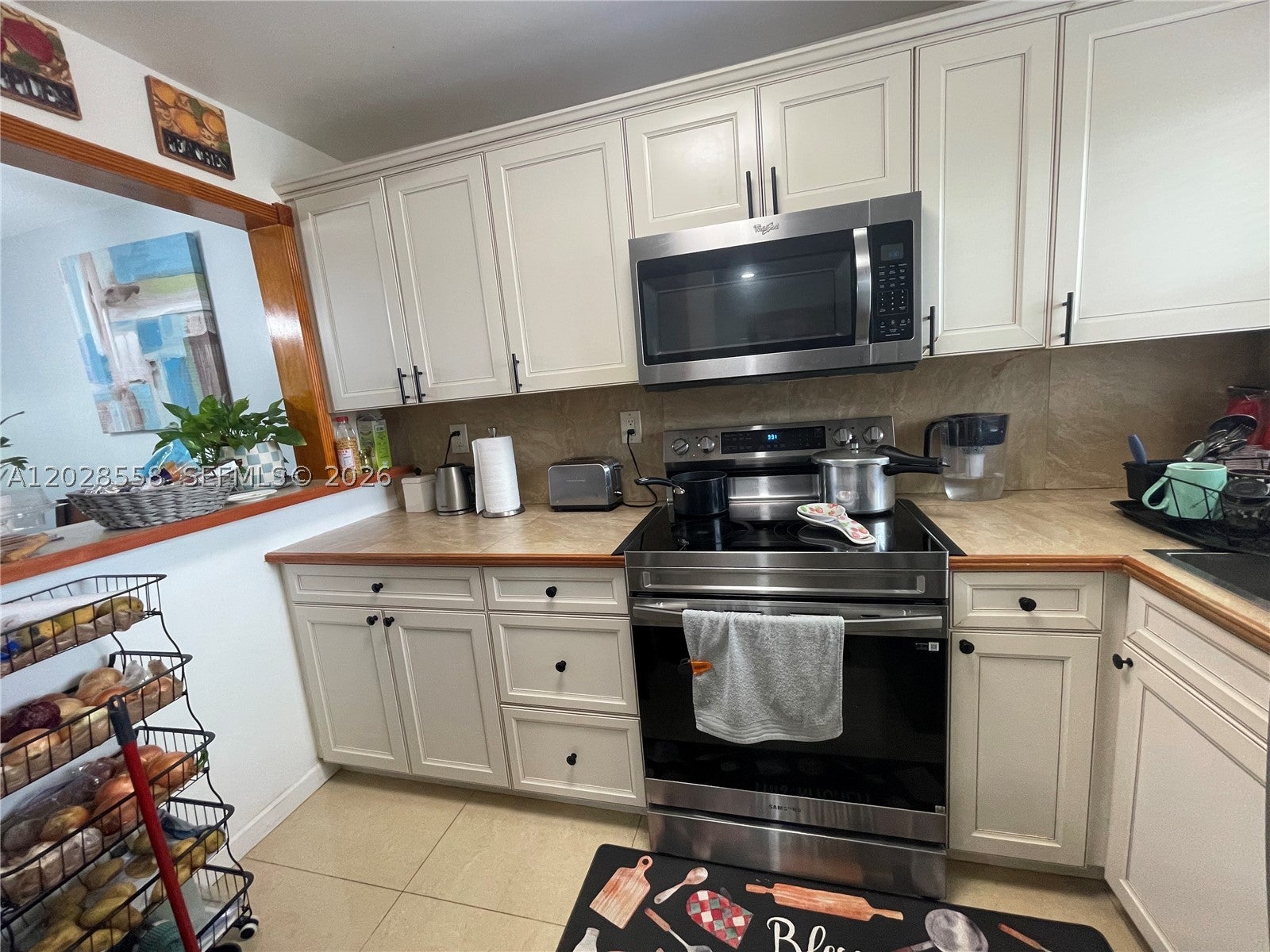 9281 Sunrise Lakes Blvd 209