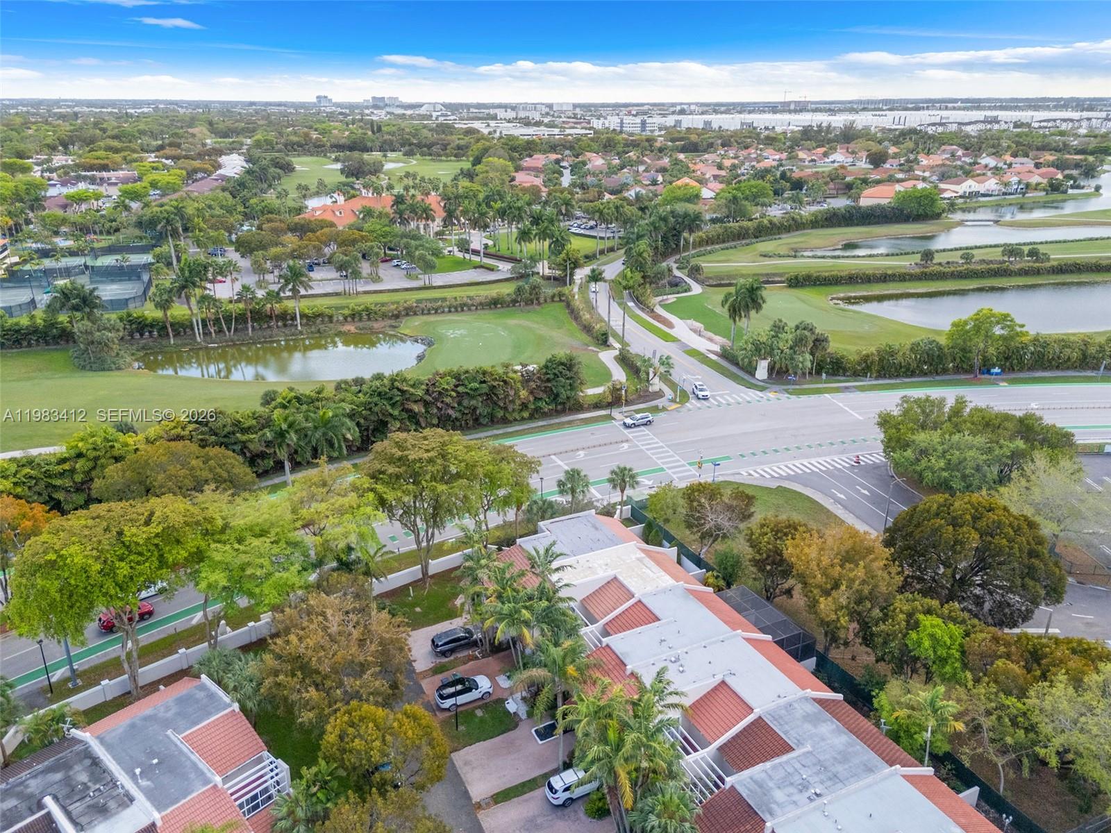 DORAL GREENS - Residential