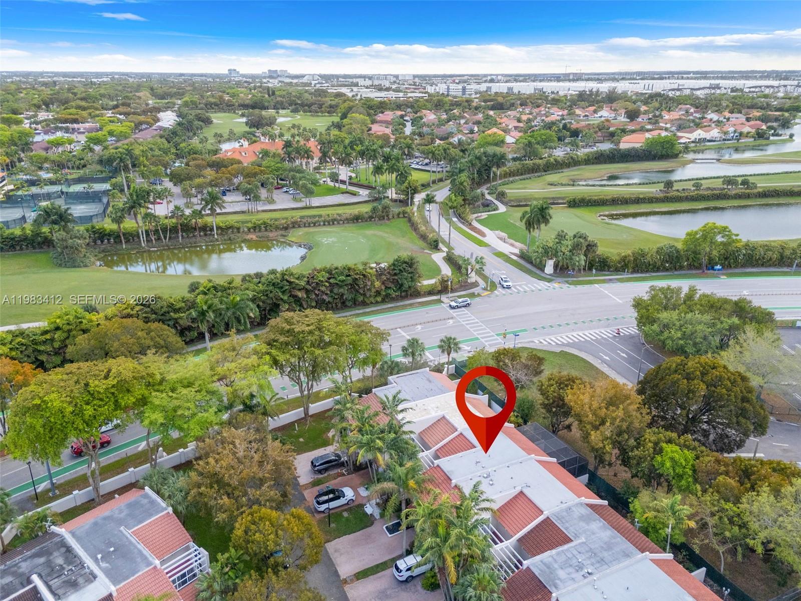 DORAL GREENS - Residential