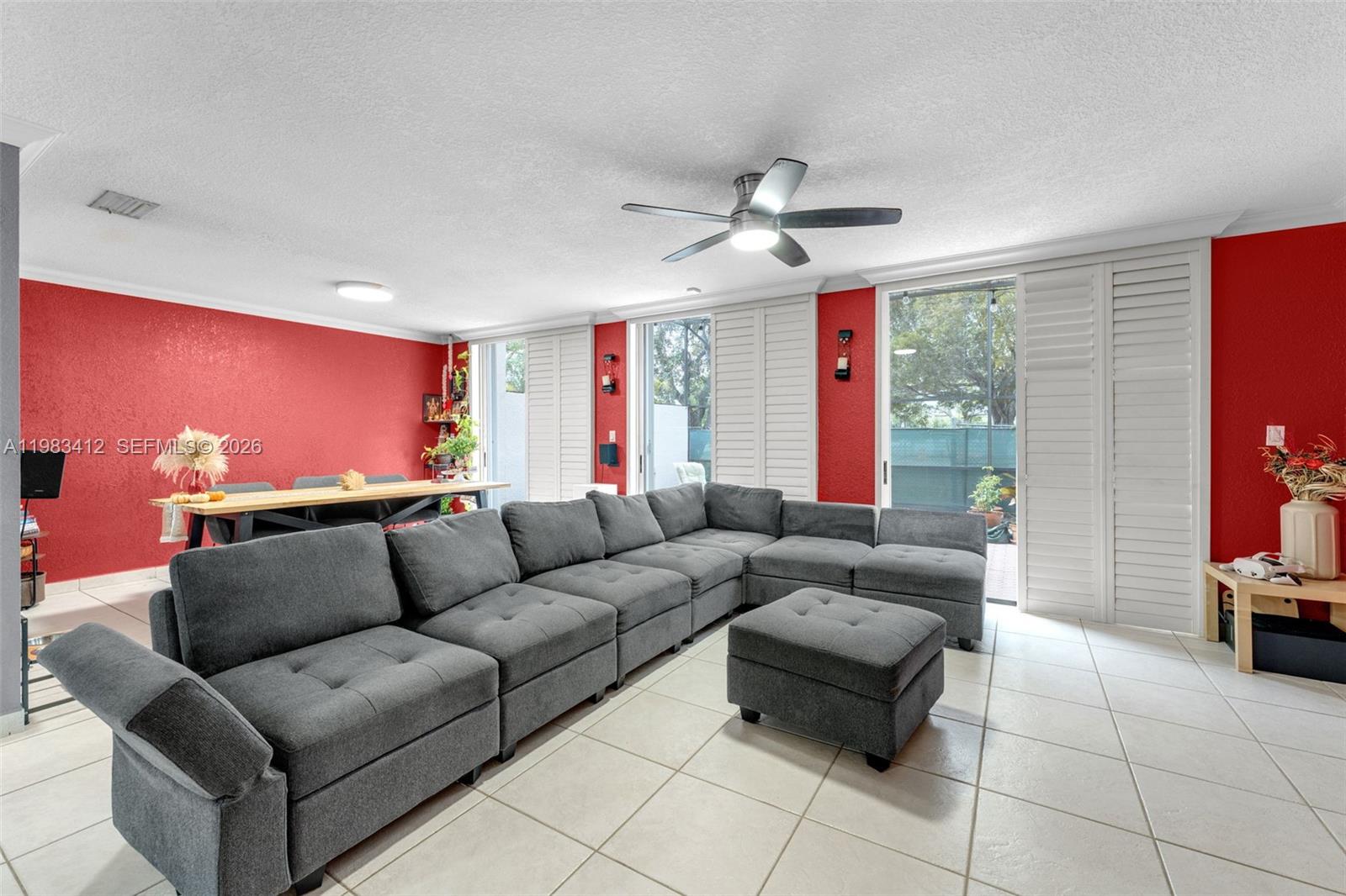 DORAL GREENS - Residential