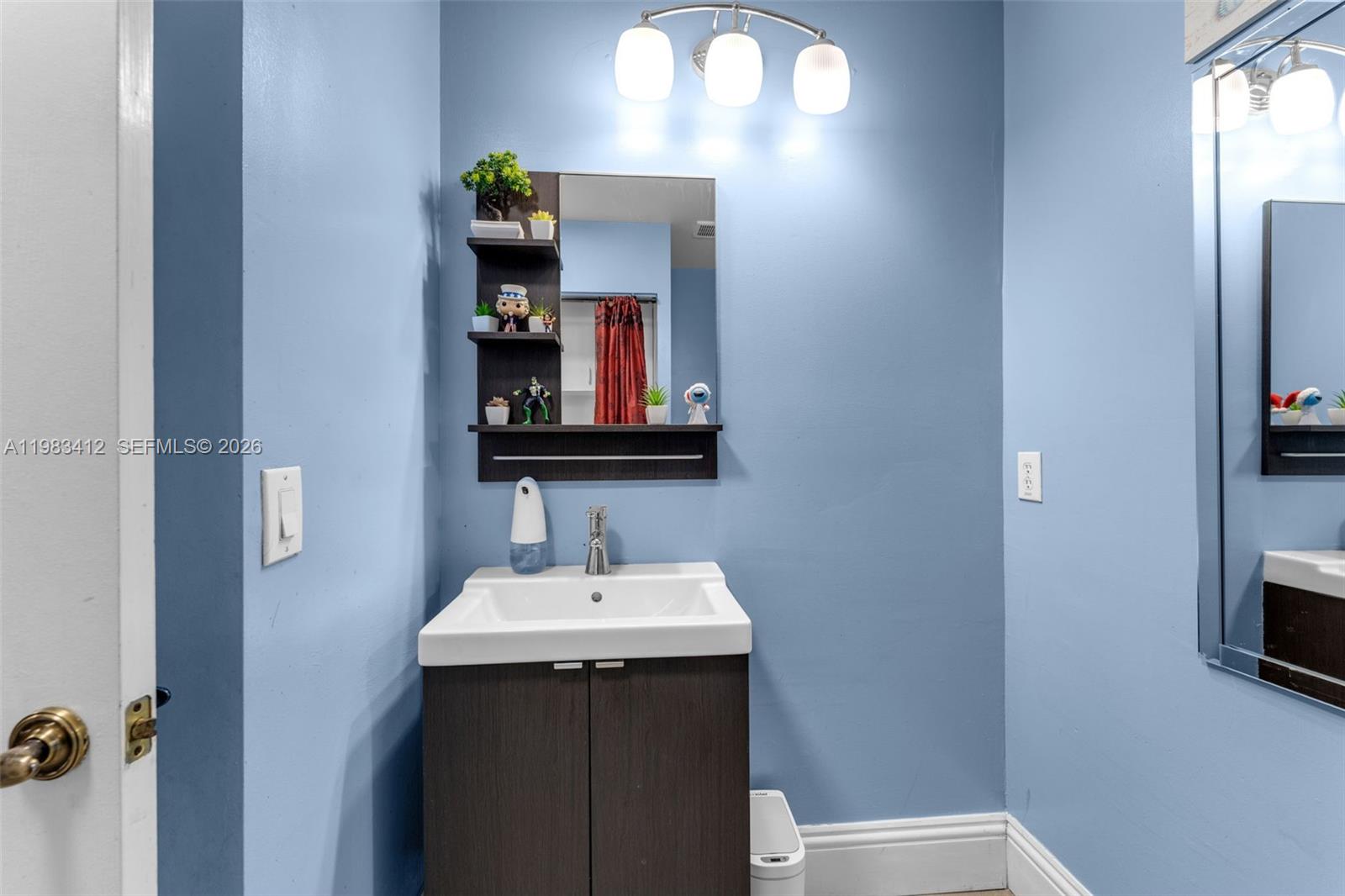 DORAL GREENS - Residential