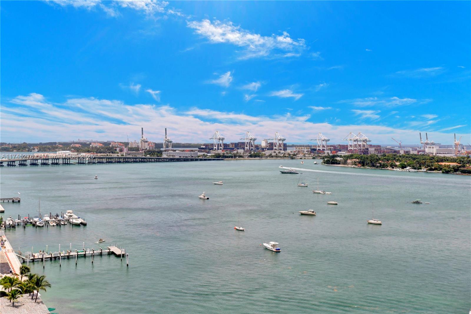 MIRADOR 1200 CONDO - Residential