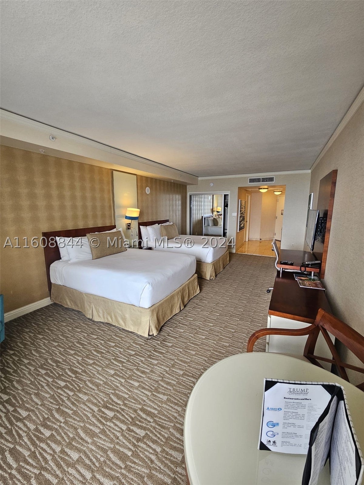 18001 Collins Ave 2610