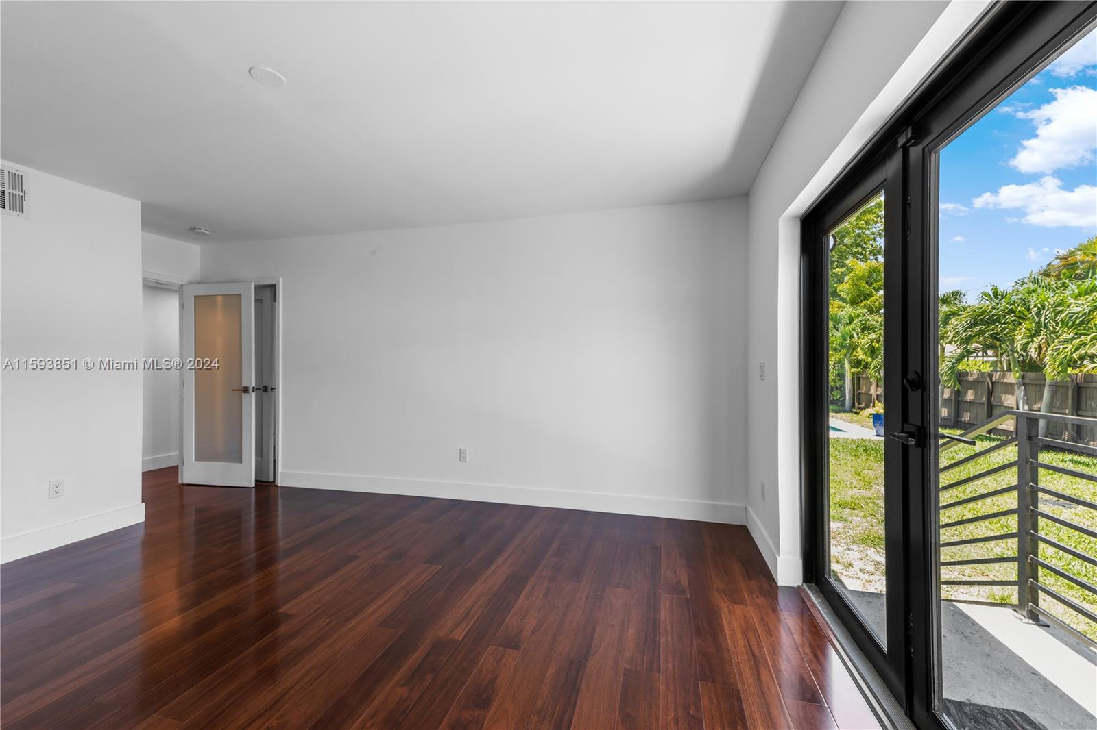 MIAMI SHORES SEC 1 AMD - Residential