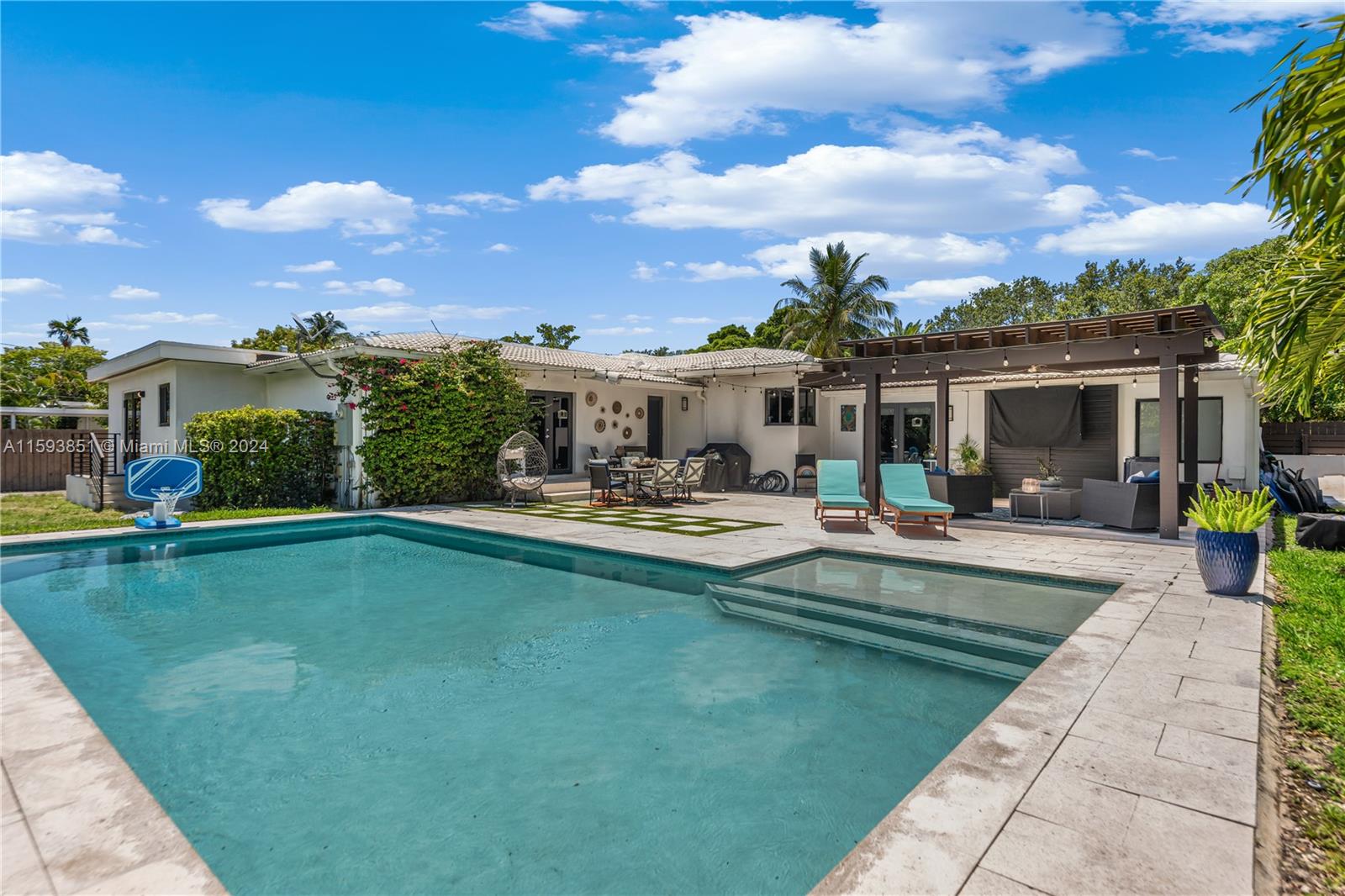 MIAMI SHORES SEC 1 AMD - Residential