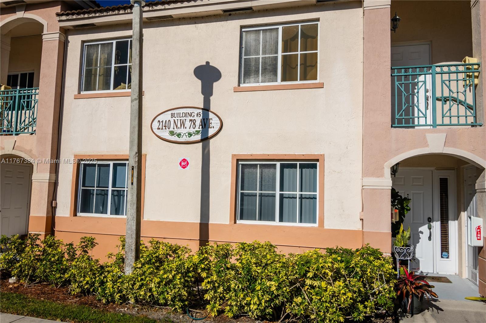 Property for Sale at 2140 Nw 78th Ave 106, Pembroke Pines, Miami-Dade County, Florida - Bedrooms: 3 
Bathrooms: 2  - $365,000