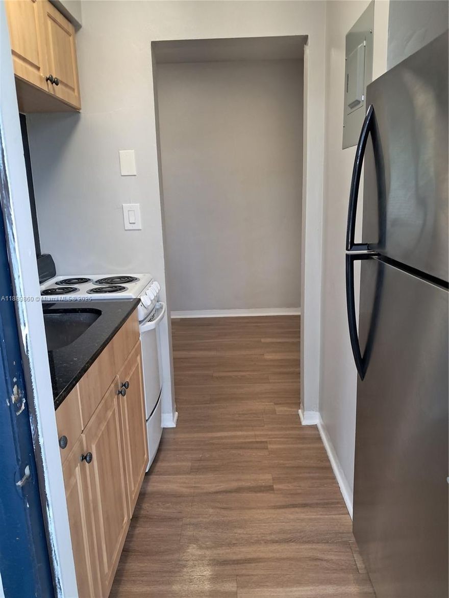 Bright & airy 1 bedroom 1 bath in a canal front building with Keys type atmosphere in North Miami Beach. Laundry on site. Located on private road making unit cozy and quaint within walking distance to shopping and public transportation. Great neighborhood and close to restaurants, schools, several houses of worship. This ground floor 1/1 unit has ample closet space. A must see won't last! Great new management!
