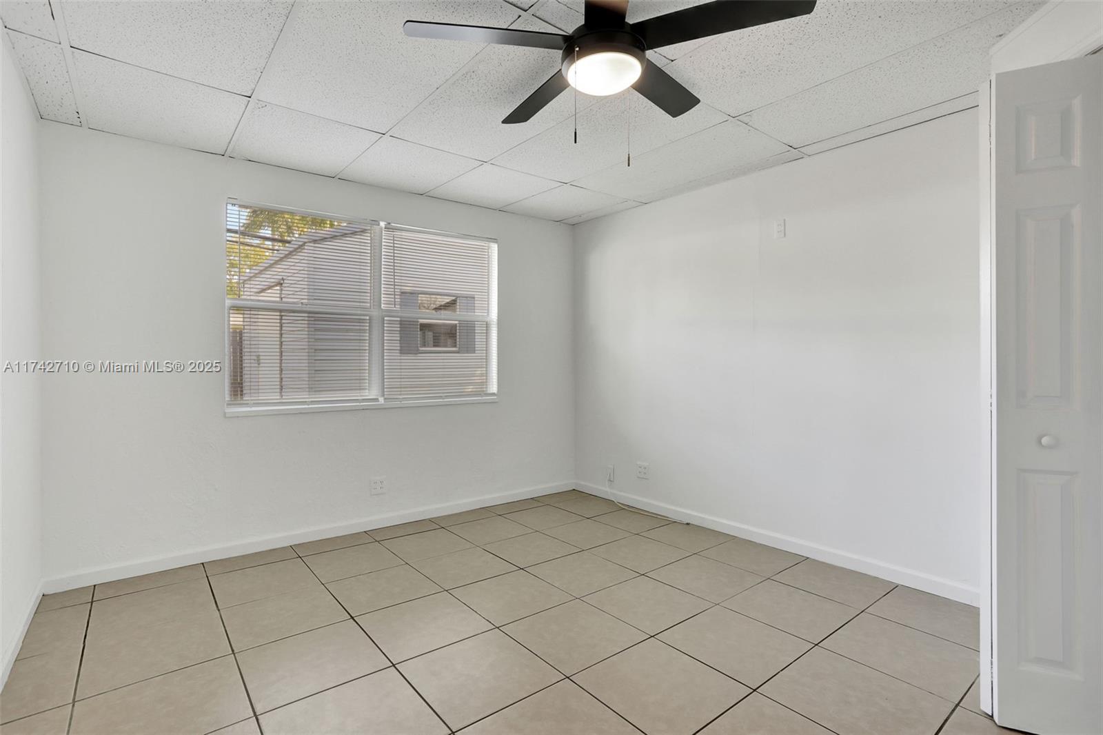 COLLIER ESTATES - Residential