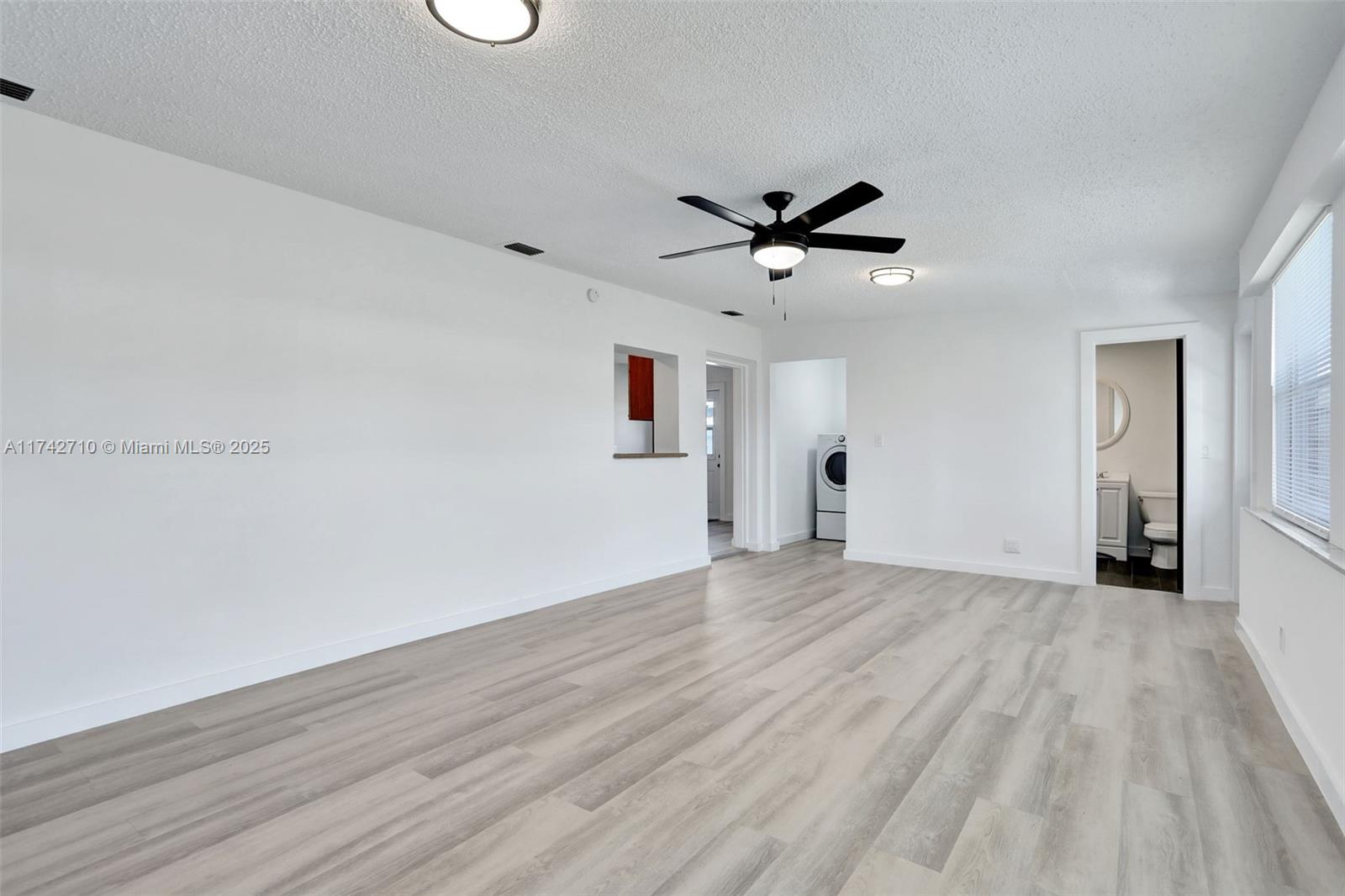 COLLIER ESTATES - Residential