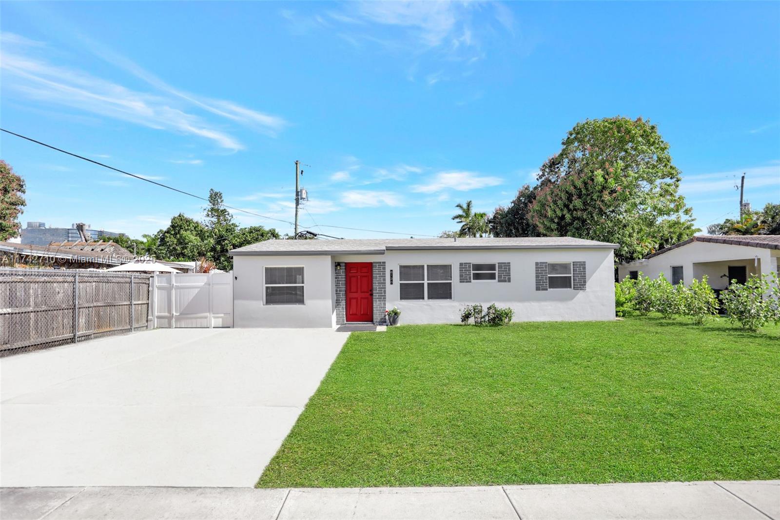 COLLIER ESTATES - Residential